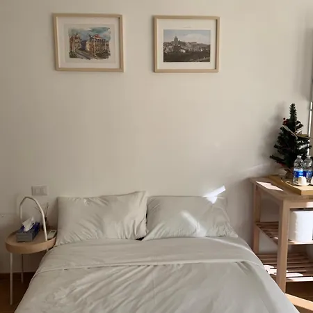 Flat 7 *